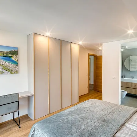 Twin Villa Bohinj